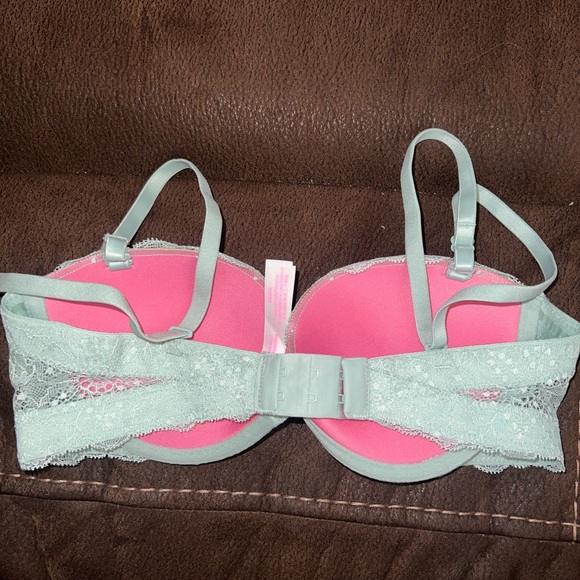 NWT PINK Victoria's Secret Lace Bra - Soft Mint - Picture 3 of 3